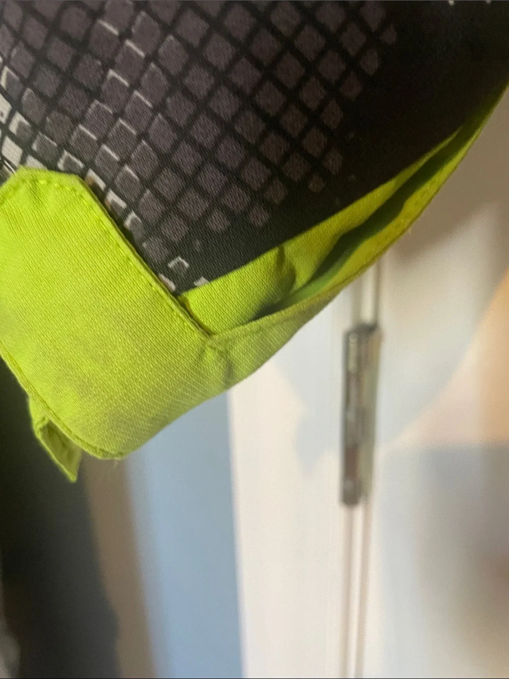 The Children's Place Black and Lime Green Hooded Puffer Jacket size small 5/6